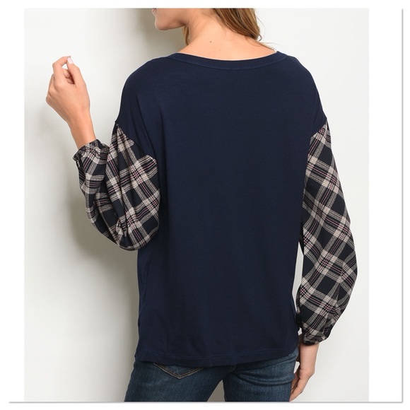 Navy Plaid Puff Sleeves Top - Picture 3 of 3